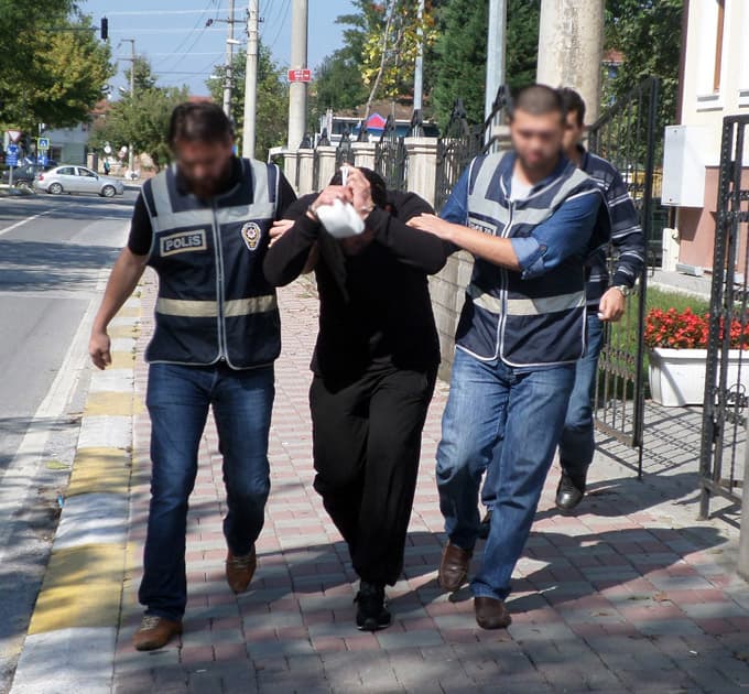 Cezaevi firarisi hırsız yakalandı