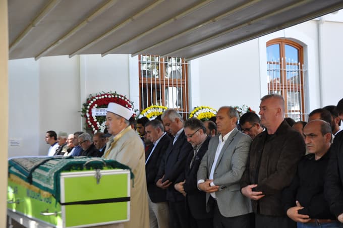 Başkan Kabacan'ın babası son yolculuğuna uğurlandı