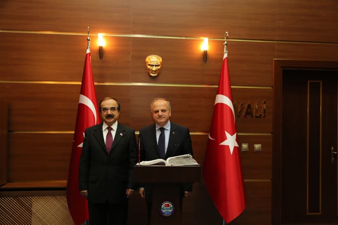 Sakaryalı Vali, Hüseyin Avni Coş'a ziyarette bulundu