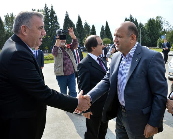 Bakan Fikri Işık, Sakarya'da havadan inceleme yaptı