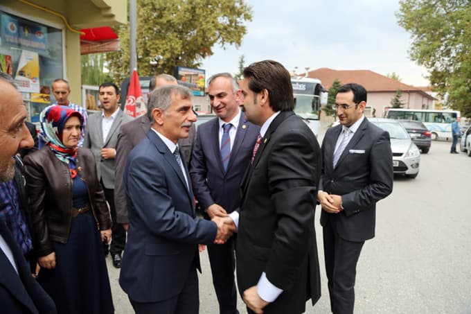Ak Parti Sapanca'da bayram coşkusu