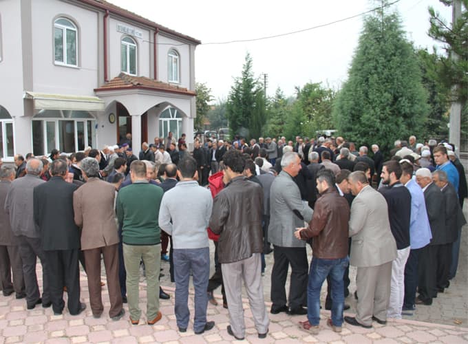 Budaklar'da Değişmeyen Gelenek Devam Etti