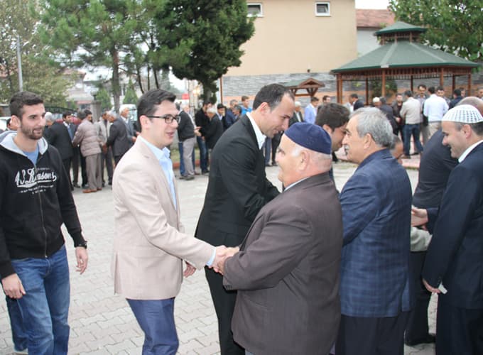 Budaklar'da Değişmeyen Gelenek Devam Etti
