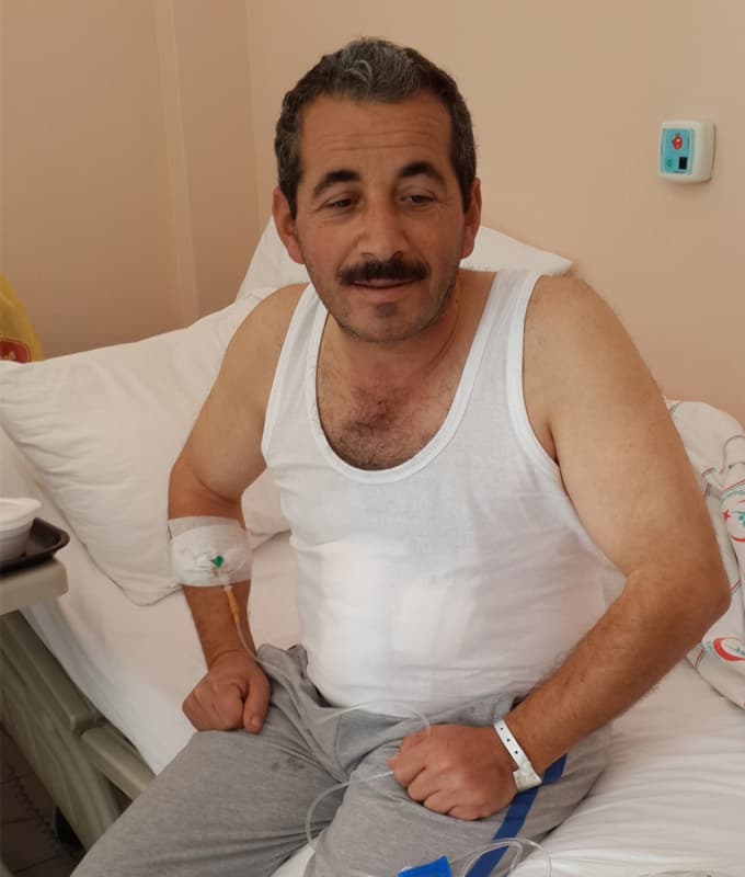 Taksiciyi Bıçaklayıp Gasp Ettiler