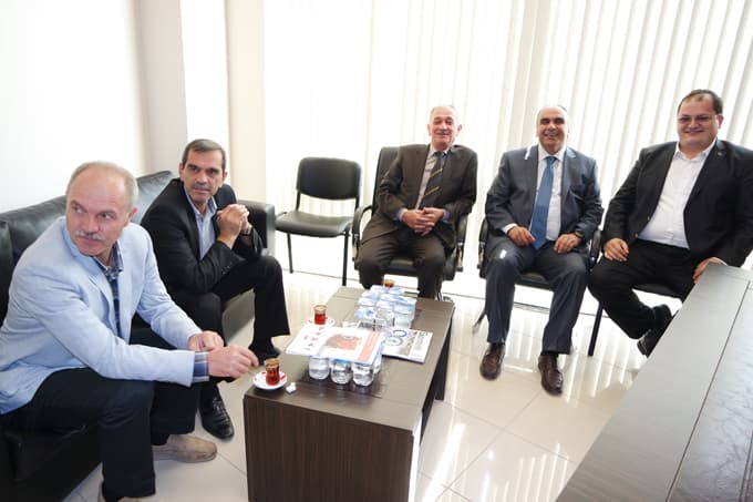SAMİB üyeleri, dernek binasında buluştu