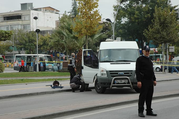 Sakarya'da şüpheli paket imha edildi