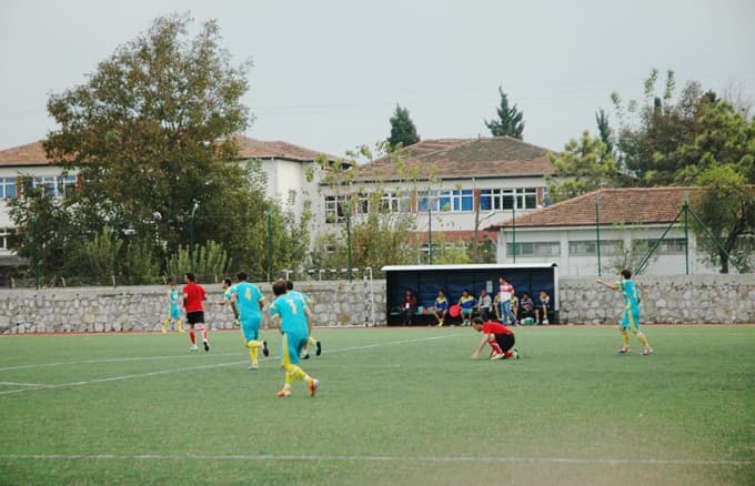 Amatör Küme maçında olaylar çıktı: 10 gözaltı