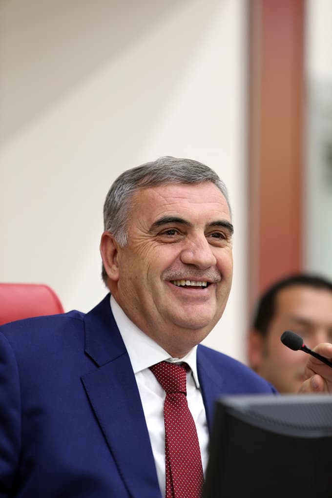 Toçoğlu: "Ülkeniz için söyleyecek sözünüz olmalı"