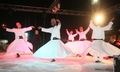 Kent Meydanı'nda Sema Gösterisi