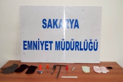 Üç Hırsızlık Zanlısı Suçüstü Yakalandı