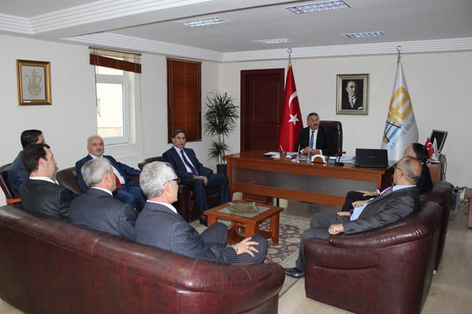 Okul müdürlerinden Başkan Karakullukçu'ya ziyaret