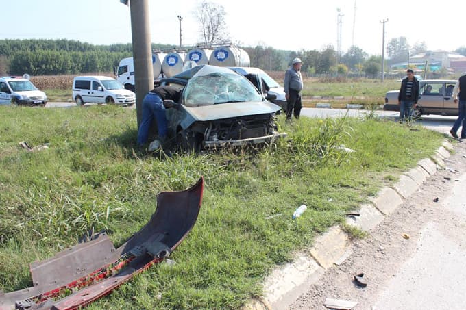 Akyazı'da trafik kazası: 7 yaralı