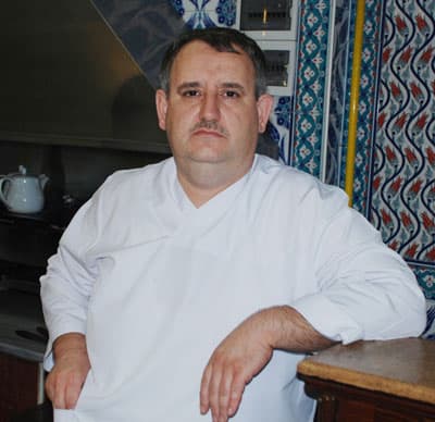 Hacı Bekir'den Yetimlere İftar