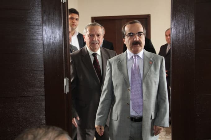 Vali Hüseyin Avni Coş, İl Müftülüğü'nü ziyaret etti