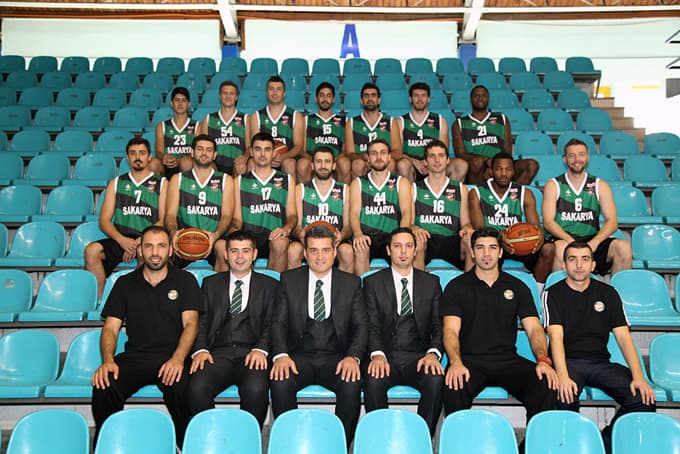 Dev Adamlar ilk iç saha maçına çıkıyor