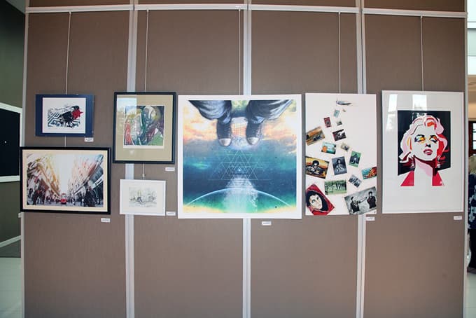 "Ekim Geçidi" Sergisi, Sakarya Sanat Galerisi'nde açıldı