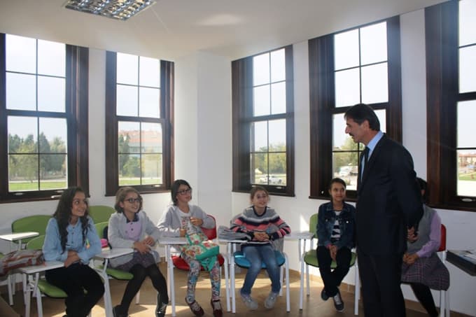 Başkan Alemdar öğrencilerle buluştu