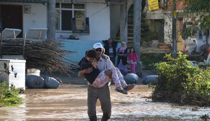 İstanbul'a su taşıyan Melen Hattı'nda patlama