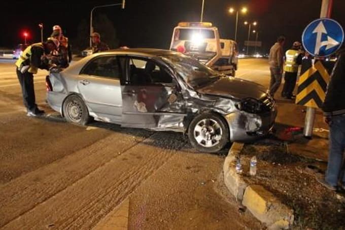Akyazı'da trafik kazası: 4 yaralı