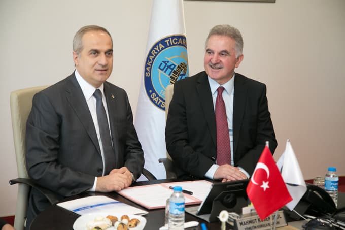 Yabancı uyruklu öğrenciler işletmelerde staj yapacak
