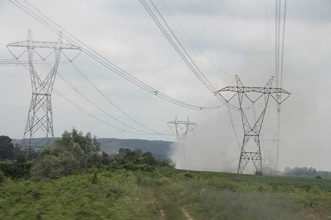Yasak olmasına rağmen anız yakımı devam ediyor