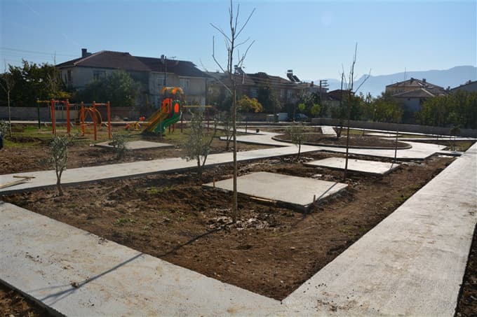Pamukova Kaymakamlık Parkı çalışmaları devam ediyor