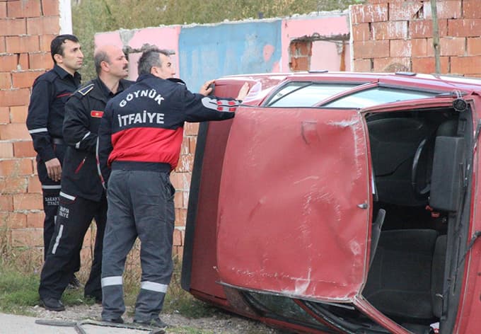 İtfaiye Erleri bu araçtan burunları bile kanamadan çıktı