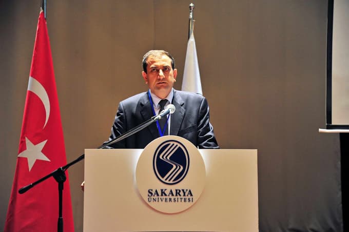 SAÜ'de "Kronik Hastalıklarda Yaşam Kalitesi" sempozyumu
