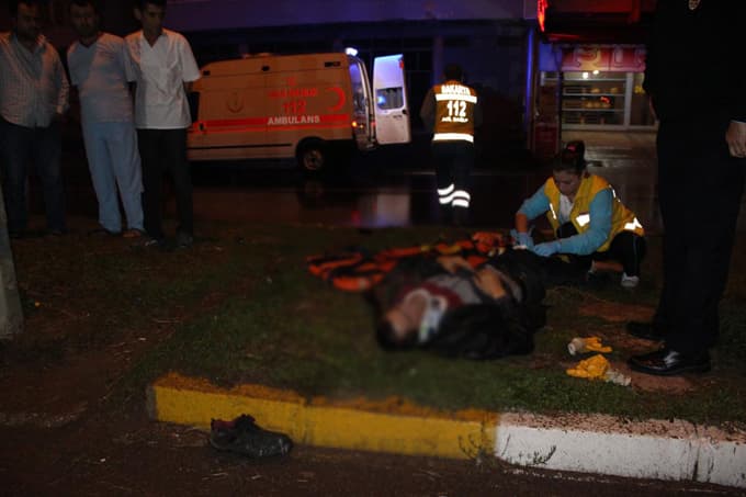 Ferizli'de motosiklet devrildi: 1 yaralı 