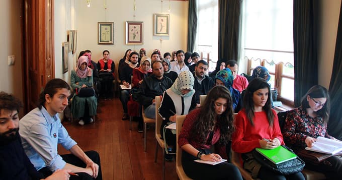 Büyükşehir Akademi'de dersler devam ediyor