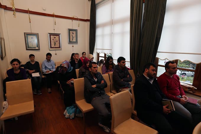 Büyükşehir Akademi'de dersler devam ediyor