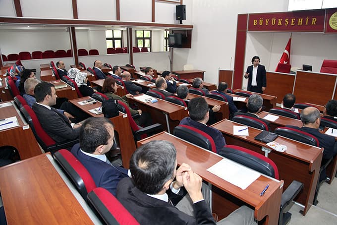Büyükşehir'de personel eğitimi devam ediyor
