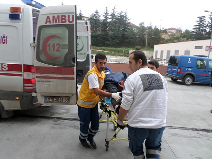 Silahlı saldırıda başında vurulan şahıs öldü
