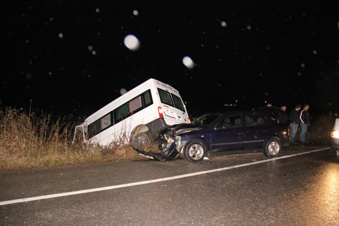 Sakarya'da zincirleme kaza: 2 yaralı