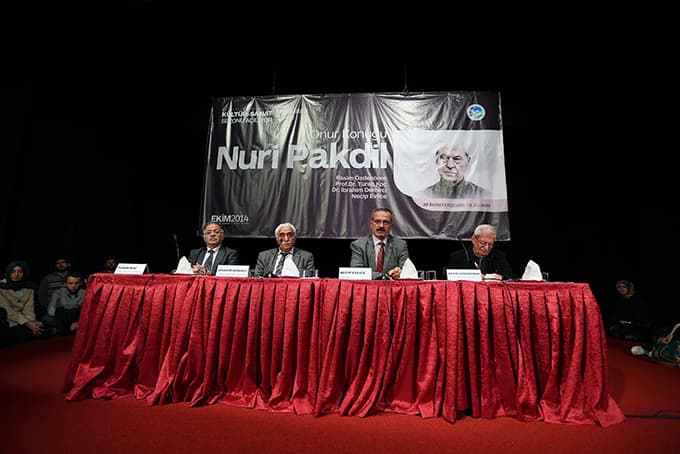 'Nuri Pakdil'e Saygı Gecesi' etkinliği gerçekleştirildi