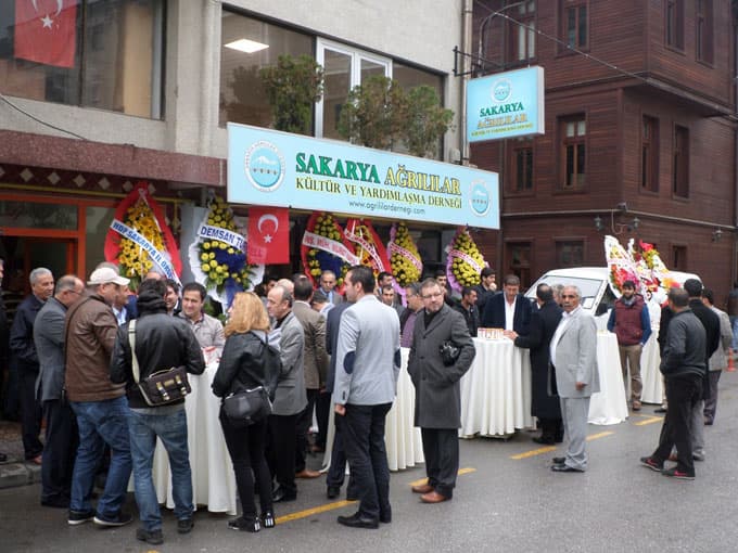Ağrılılar Derneği hizmete girdi