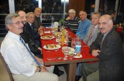YÖÇEYDER, Dostlarını İftarda Ağırladı