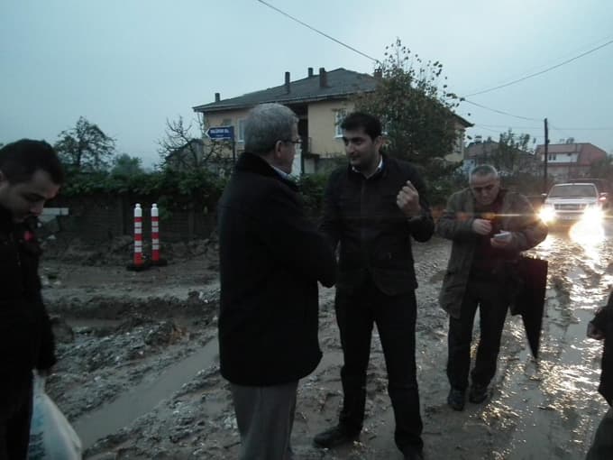 Akyazı Belediye Başkanı Akcan'dan inceleme 