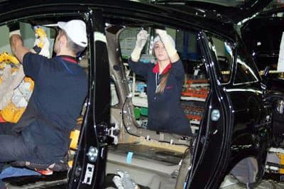 Toyota Türkiye, Üretimini 2 Hafta Süreliğine Durdurdu