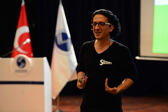 SAÜ'de kariyer zirvesi başladı