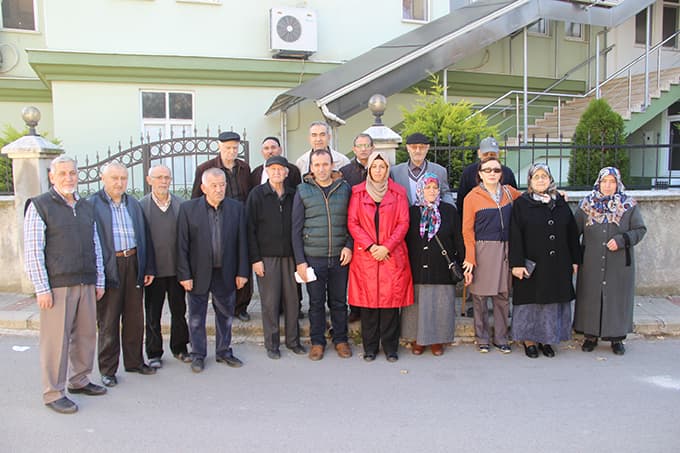 Vatandaşlar Kenan Sofuoğlu Caddesi'ne otobüs hattı istiyor