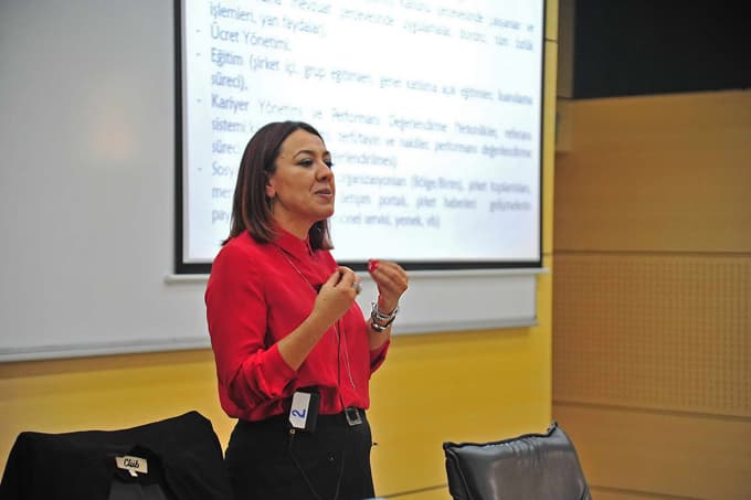 'İnsan Kaynaklarına Dair Herşey Konferansı' gerçekleştirildi