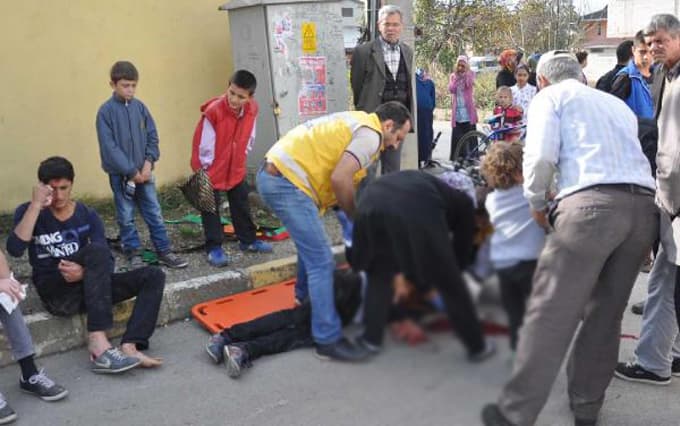 Küçük çocuk 'korku dolu gözlerle' olayı izledi