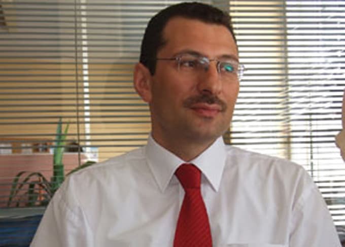 Vekil Yavuz, Hanife'ye ziyaret sözünü tuttu