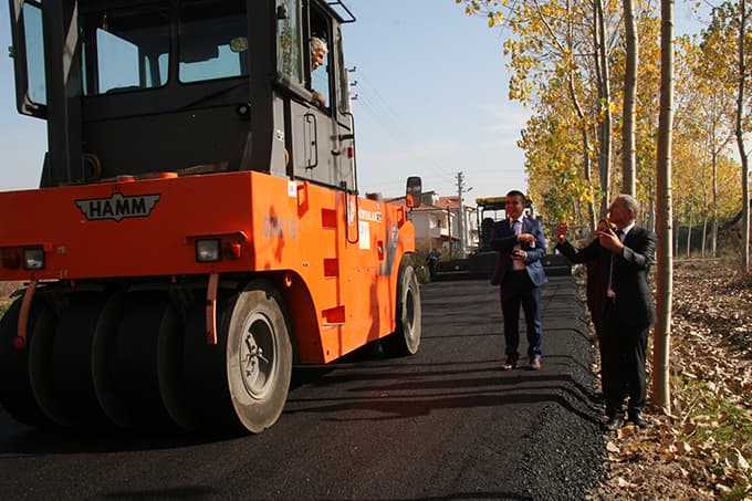 Başkan Dişli, asfalt çalışmalarını yerinde inceledi