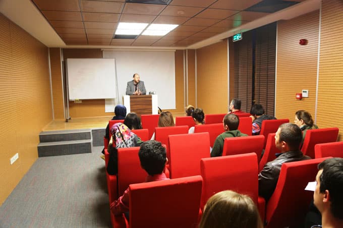 Ünlü Yönetmen Kahyaoğlu, Serdivan Fikir Sanat Akademisi'nde