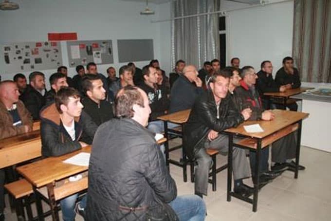 Akyazı'da avcılık kursu açıldı