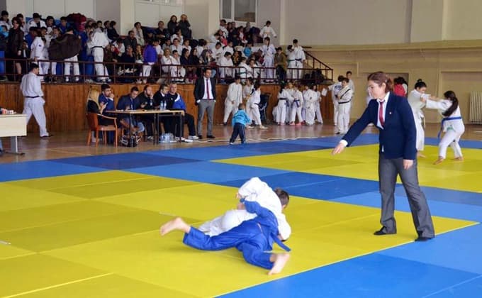 İllerarası Refik Tetik Judo Şampiyonası Arifiye'de yapıldı