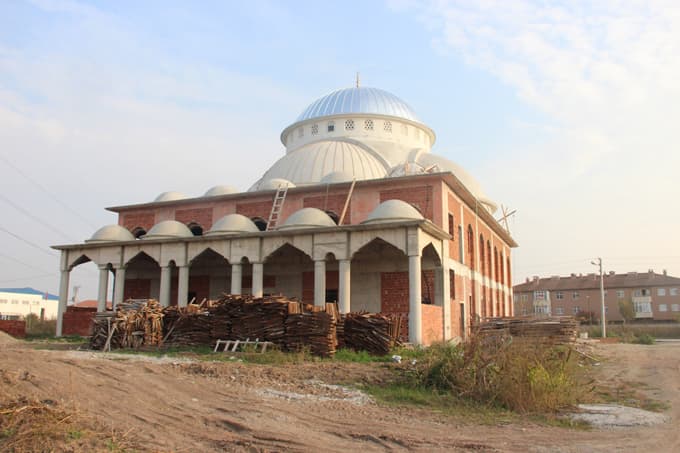 Hz. Ömer Camii için destek bekleniyor