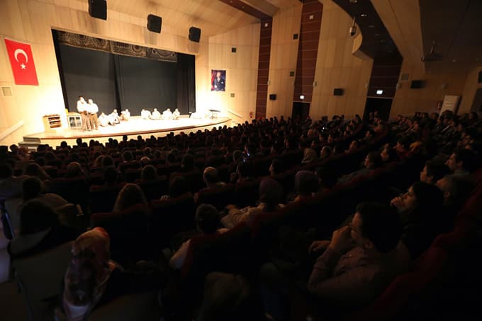 AFA'da 'Misafir' sahnelendi
